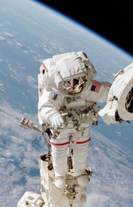topic-humans-in-space